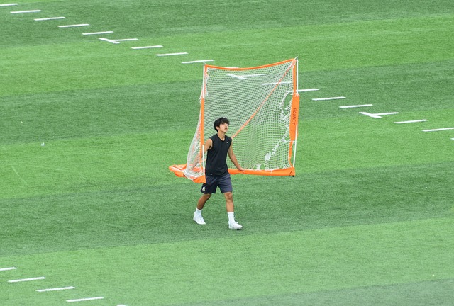 在禁区内冷